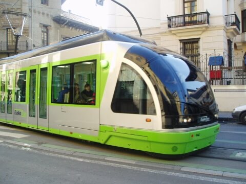 [eus-tranvia-081-00.jpg]