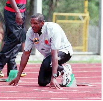 O grande velocista Róbson Caetano,