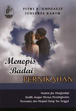 Menepis Badai Pernikahan