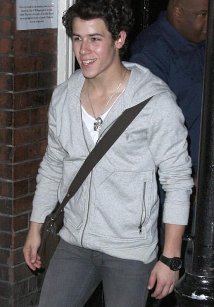 sizzling hot real money