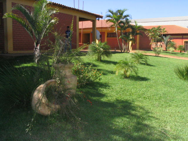 Escola  Municipal "Prof.ª  Elzinha  Lizardo  Nunes"
