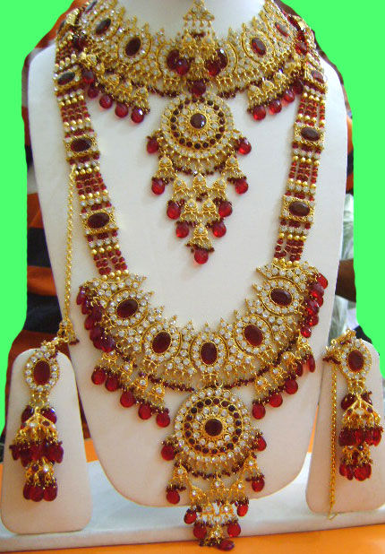 Jewelry Designs--تصاميم المجوهرات Kundan+Jewellery+in+Multiples+Colors+%E2%80%93+Gorgeous+Collection+%288%29
