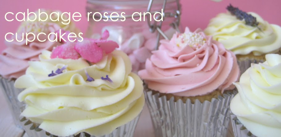 cabbage roses and cupcakes