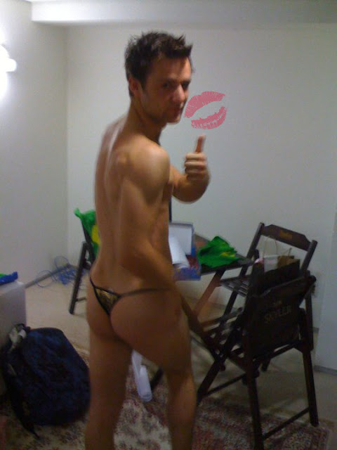 The gorgeous Harry Judd from McFly posed for this picture of himself in just
