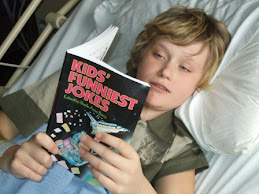 Sam Finds a Joke Book