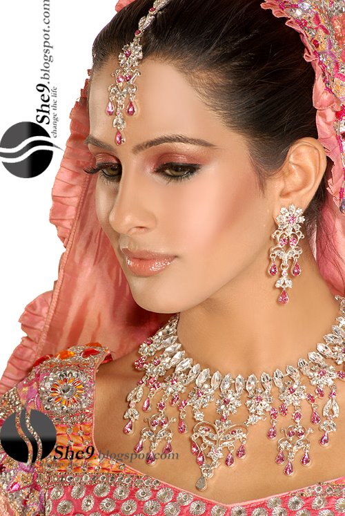 [Indian+Bride+Makeup+www.She9.blogspot.com+(1).jpg]