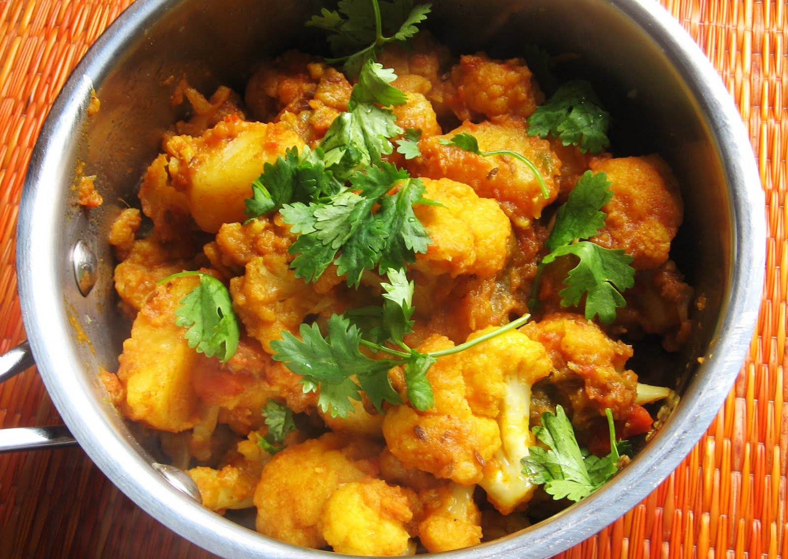 Alu Gobi Masala