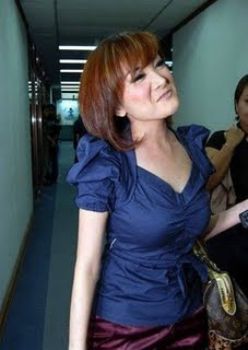 foto hot kiki amalia
