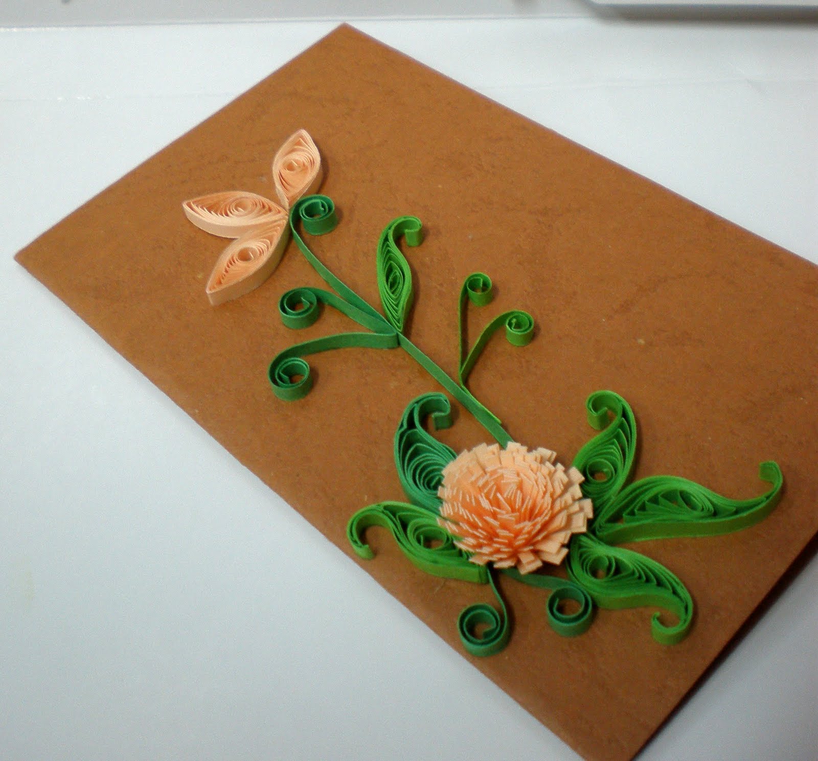 Crafty Diva's QUILLING GIFT TAGS