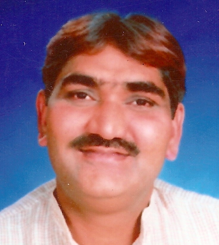 [rajeshgahlot2.JPG]