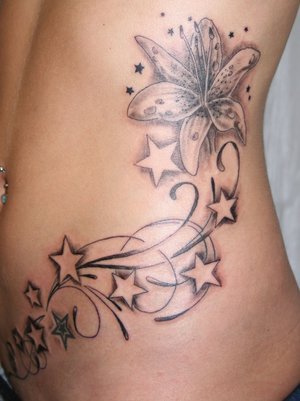 tattoo flowers. hibiscus flowers tattoos.