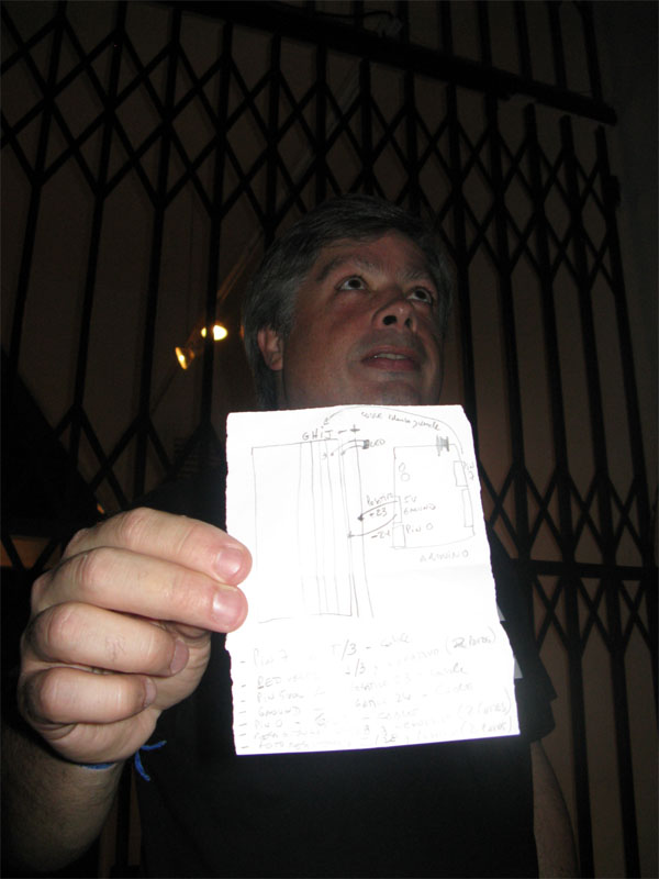 [drkbtmvd_arduino_v__0006_IMG_2635.JPG.jpg]