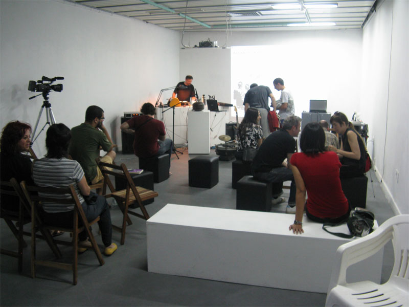 [drkbtmvd_arduino__0070_IMG_2591.JPG.jpg]