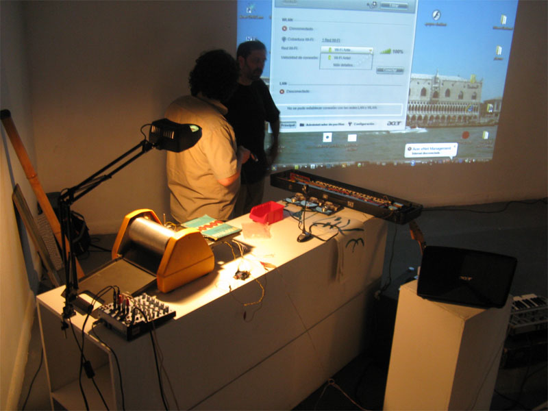 [drkbtmvd_arduino__0042_IMG_2550.JPG.jpg]