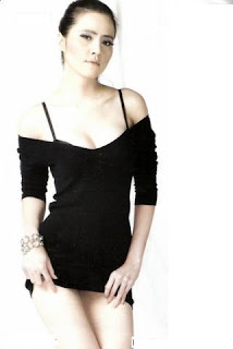 Angel Lelga Foto artis, gambar artis indonesia, artis bugil, artis telanjang