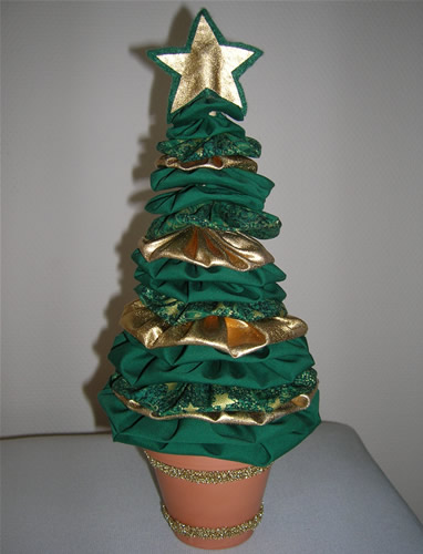 [3D+Christmas+tree.jpg]