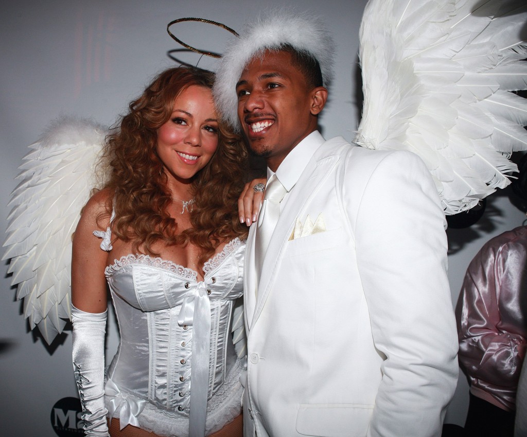 http://1.bp.blogspot.com/_8KJq8sWPgNw/TMXq-kAdG1I/AAAAAAAAACI/BSNIIkXircQ/s1600/Mariah_Carey-Halloween_celebration_in_New_York_City-03-1024x849.jpg