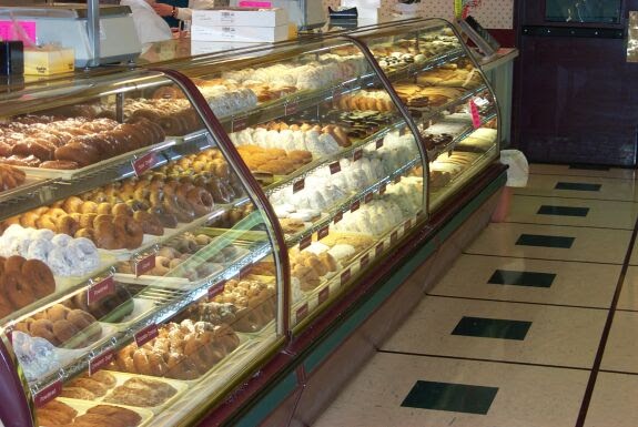 hi vellore: Bakeries &amp; Chats shops in Vellore