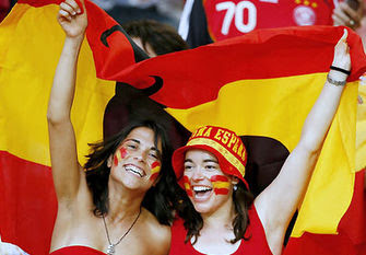 Spanish football fans