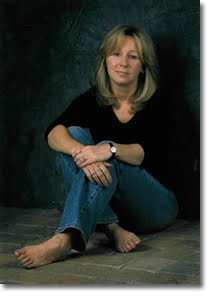 Lori Foster first published