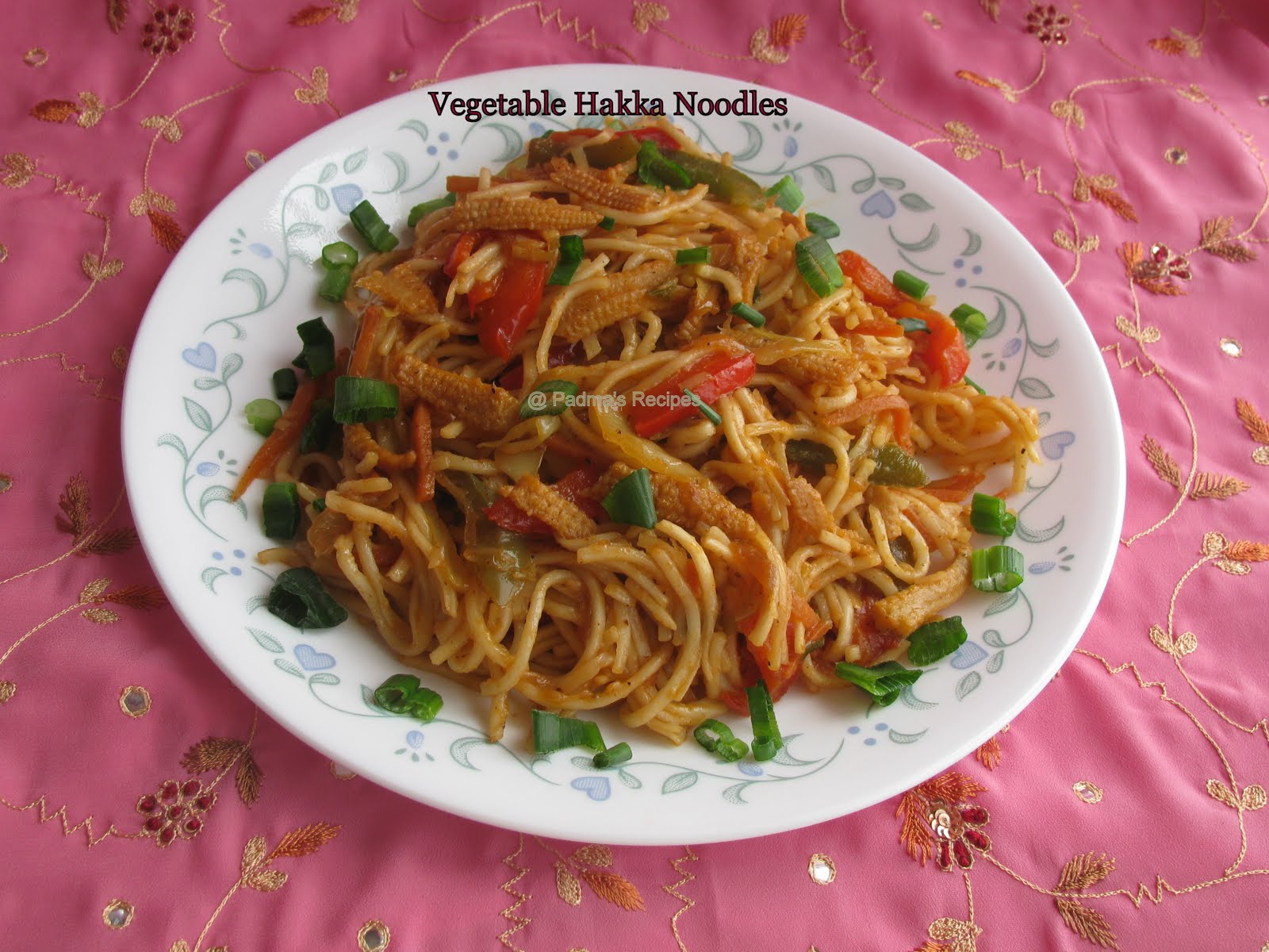 Veg Hakka Noodles