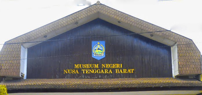 TEMPAT-TEMPAT WISATA | Kota MATARAM