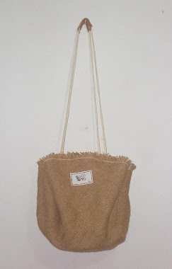 jute sling bag