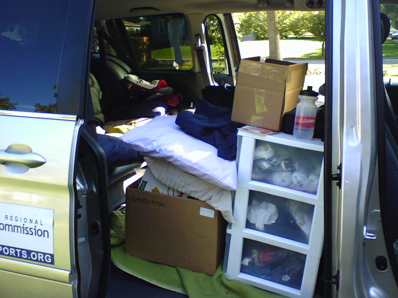 [van]