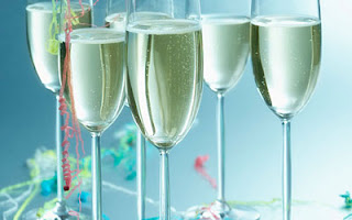 new year celebrations with champagne