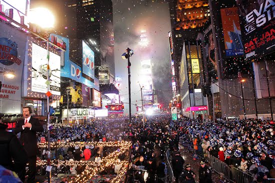 new york times square wallpaper. New York New Years Wallpapers