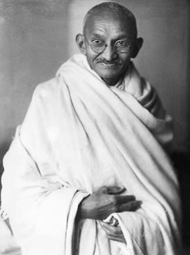 [Gandhi_studio_1931.jpg]