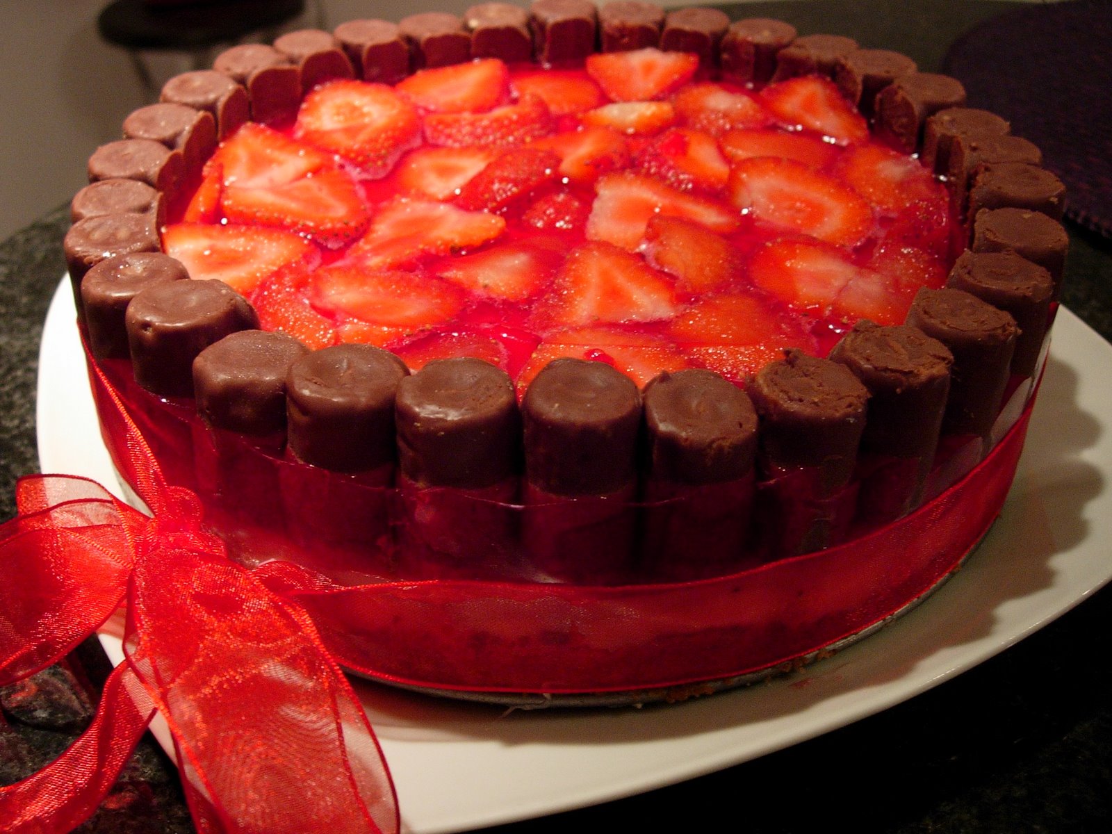 [charlotte+de+morango+e+chocolate1.JPG]