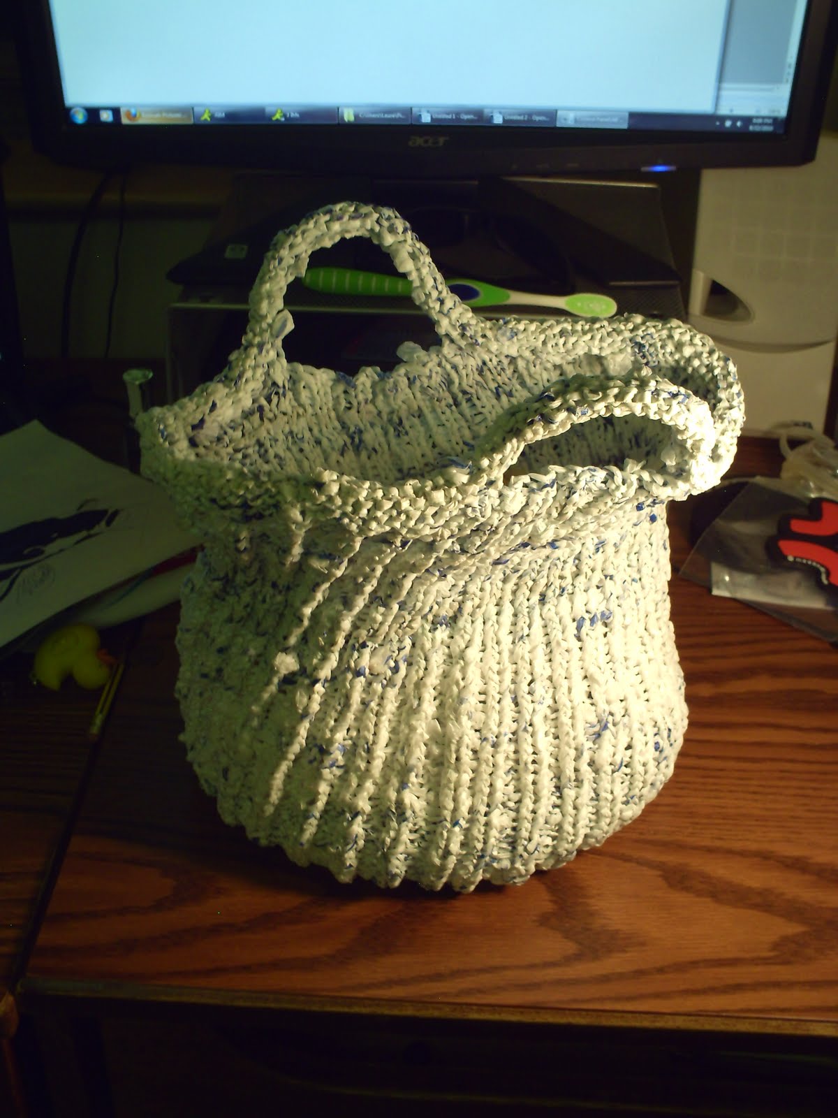 Garden of Forking Paths: Plarn Knit Bag Pattern