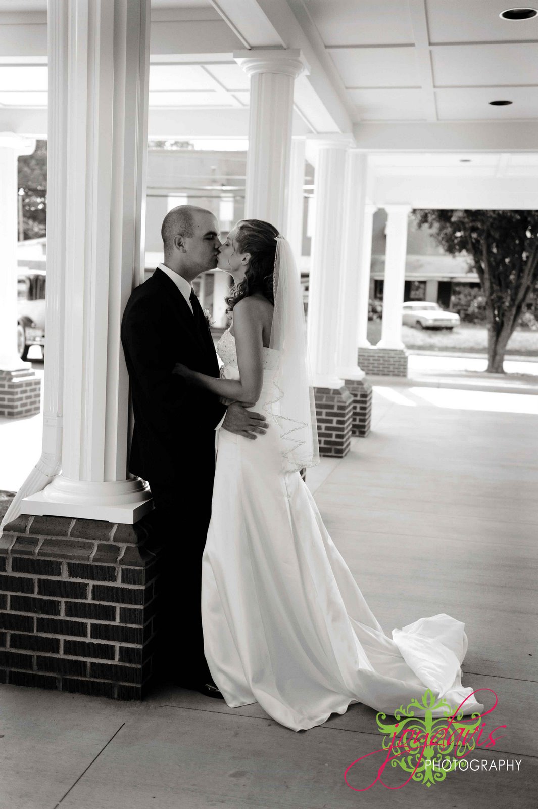 [Travis+&+Jessica+Wedding_0586.jpg]