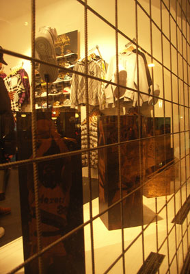 [PICT0049.jpg]