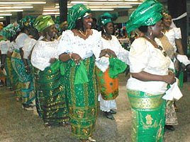Letterature Poesie Culture Tradizioni Costumi Usanze Igbo Ibo Nigeriani Africani Italiani Costumi E Abiti Igbo Nigeriani Africani 1 Parte