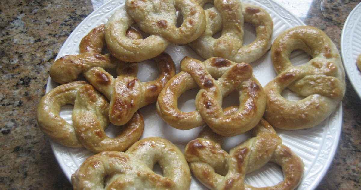 A Mommy's Adventures Lenten Pretzels