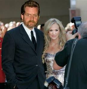 Carrie Underwood and Speedcat Hollydale