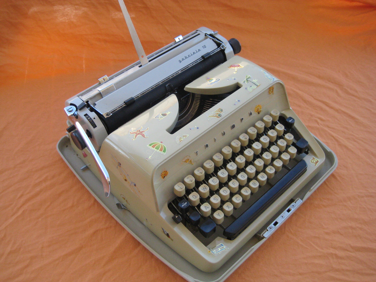 cursive typewriter