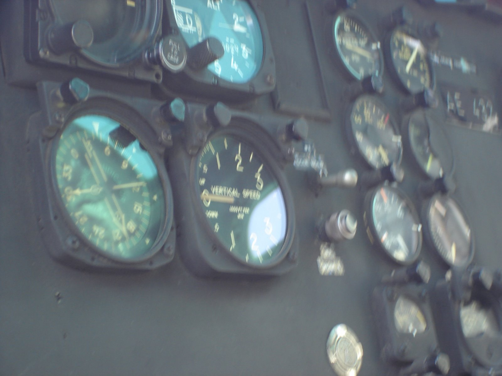 [AE-432_13.JPG]