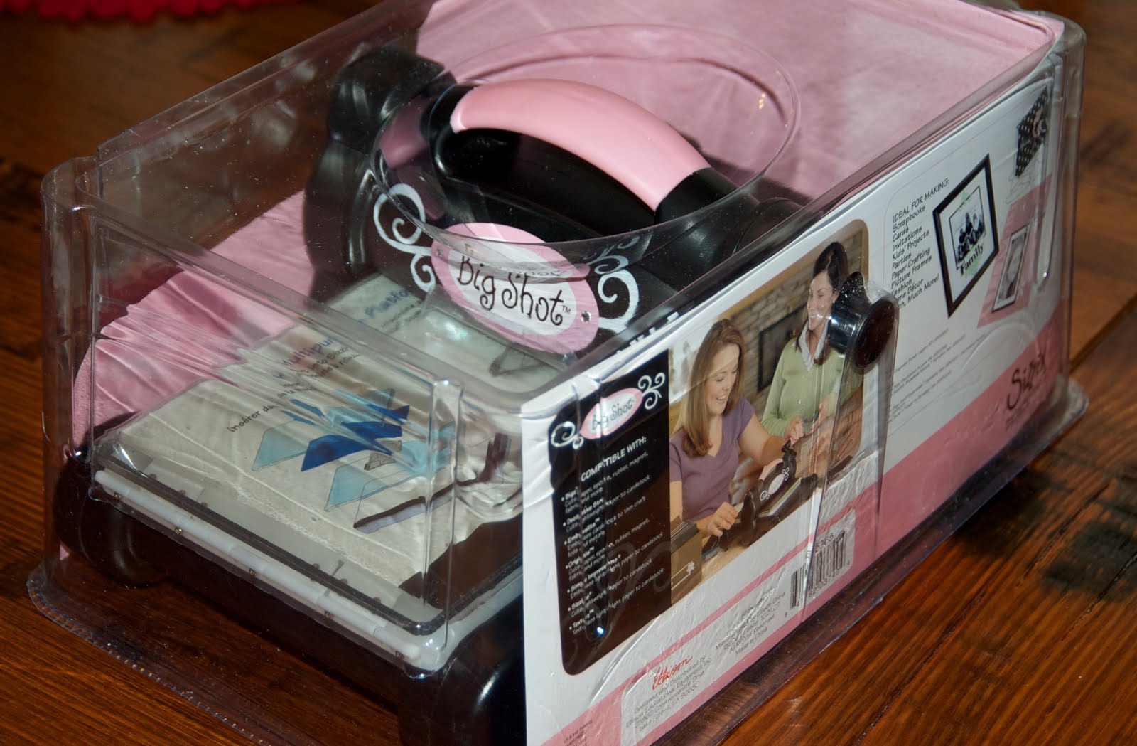 Jackobindi FABRIC CIRCLE DIE CUTTING MACHINE