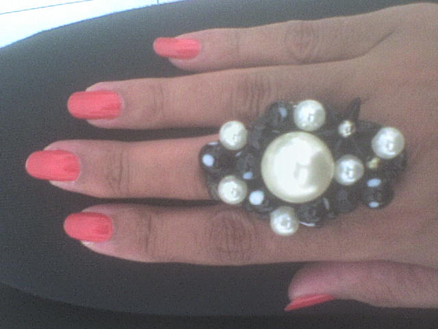 [anel+sibitchi3.JPG]