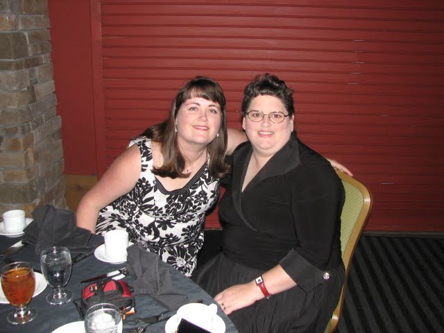 [jeannie+and+erika.JPG]