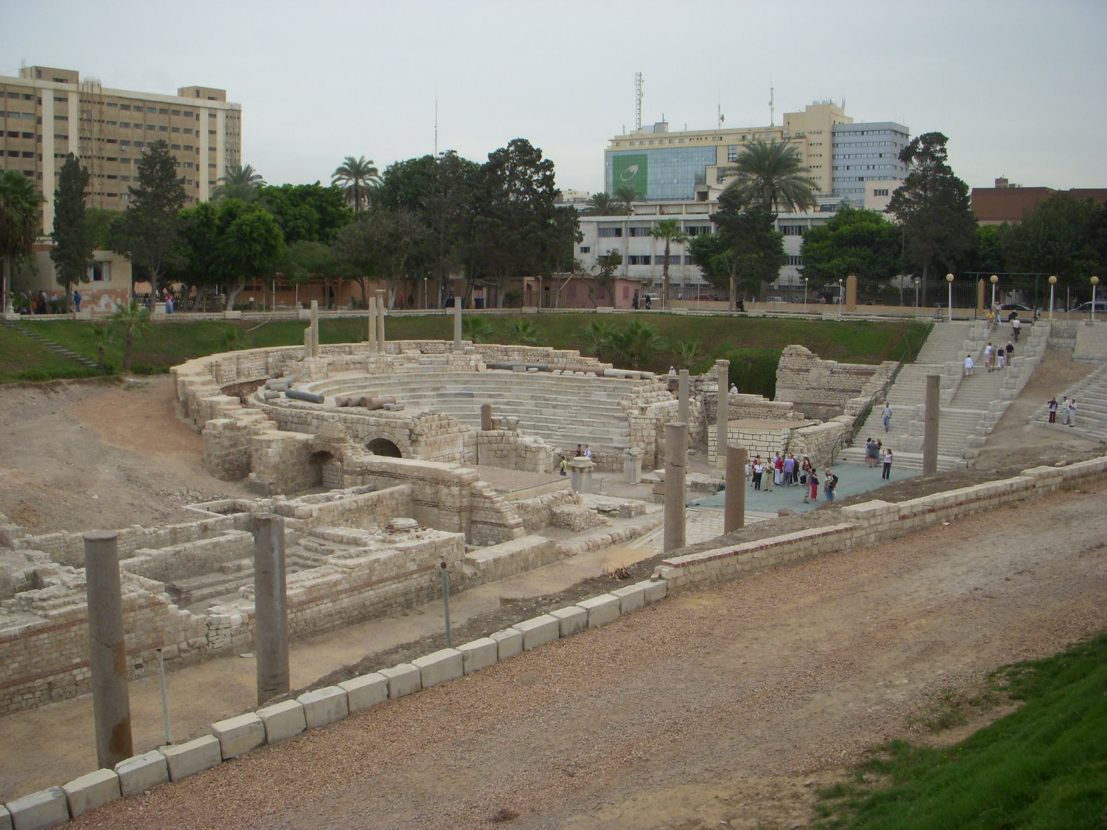 [DSCN1230.JPG]