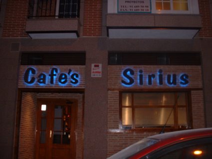 ROTULO CORPOREO NEON INTERIOR