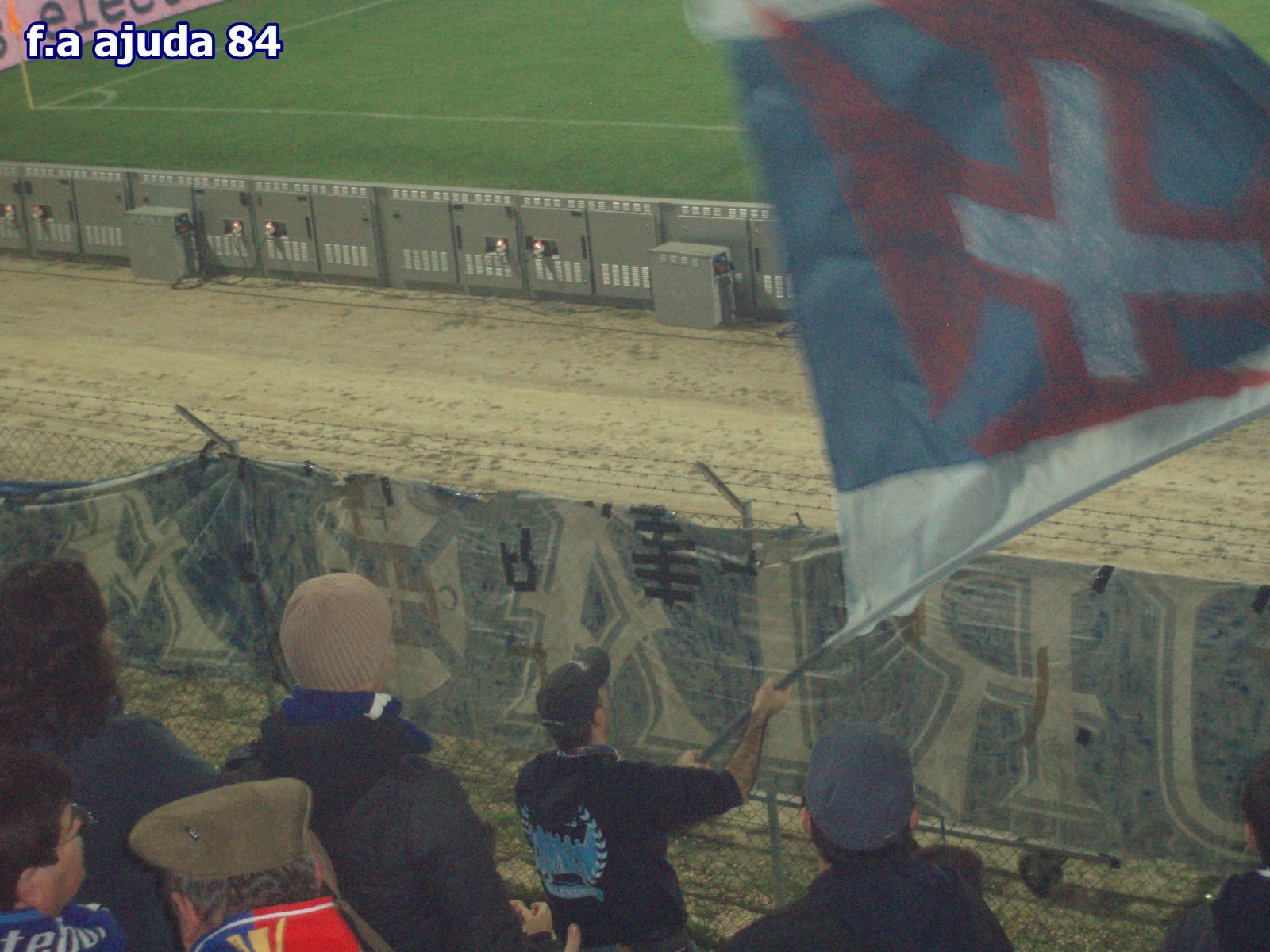 [PB090113.JPG]