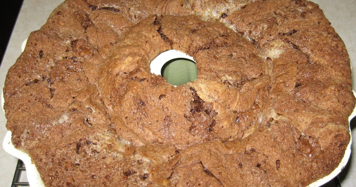 The Rantings of a Carboholic Paula Deen's Chocolate Cream Cheese Pound