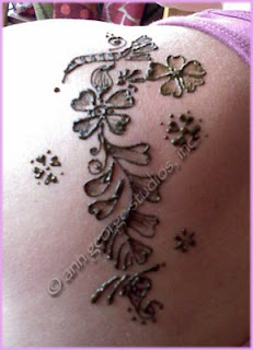 floral henna tattoo from Sangeet pattern book