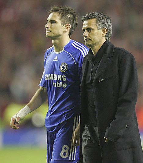 [mourinholampard_the_associated_pres.jpg]