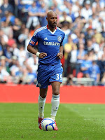 Nicolas Anelka playing for chelsea against Portsmouth in FA cup final
